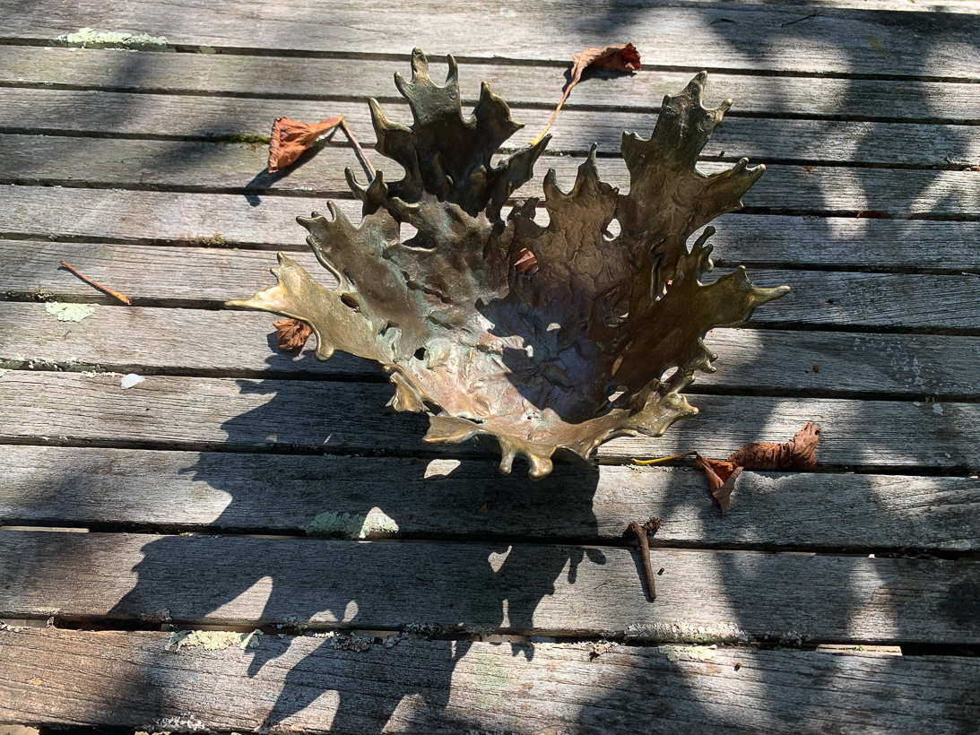 GIFT LEAF BOWL in bronze 